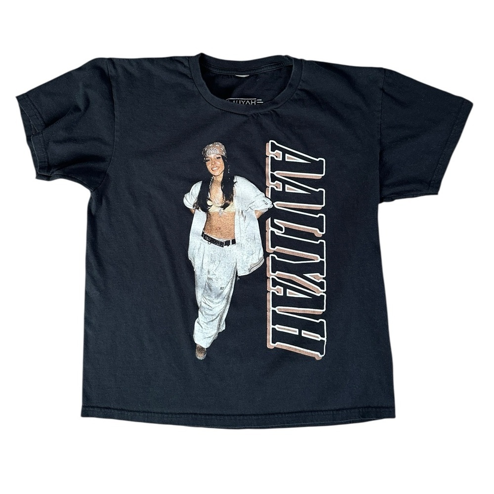 Aaliyah Graphic Tee – Women’s XL (Streetwear / Y2K Vibe)